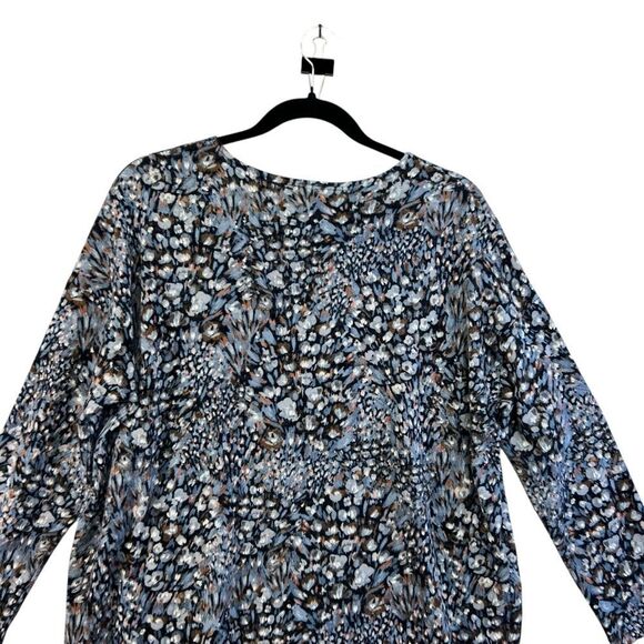 CLARA SUNWOO small Cozy Texture - Textured Vented Sweater Tunic - Floral Puff - Picture 15 of 15